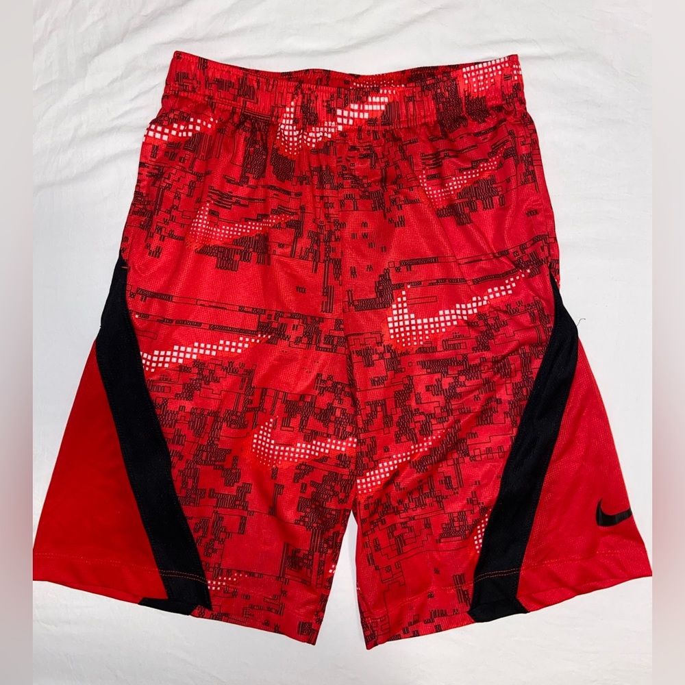 Boys’ Nike Dri-Fit Size XL Red Basketball Shorts